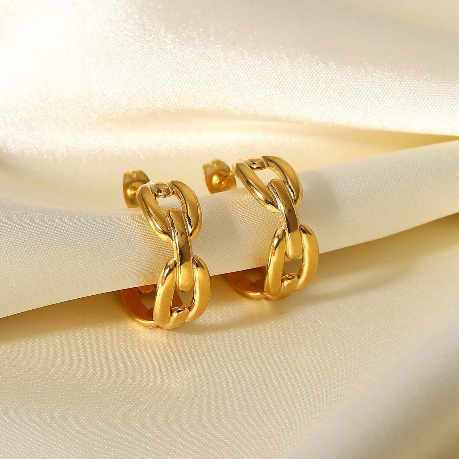 18K Gold Plated Classic Hollow Chain C Hoop Earrings and Ring