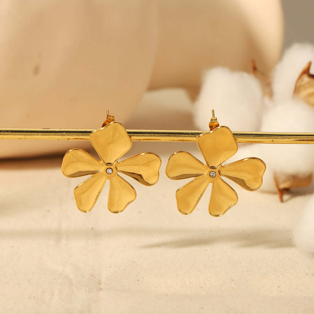 18K Gold Plated Stainless Steel Earrings, Five Leaf Clover Earrings | JDE041