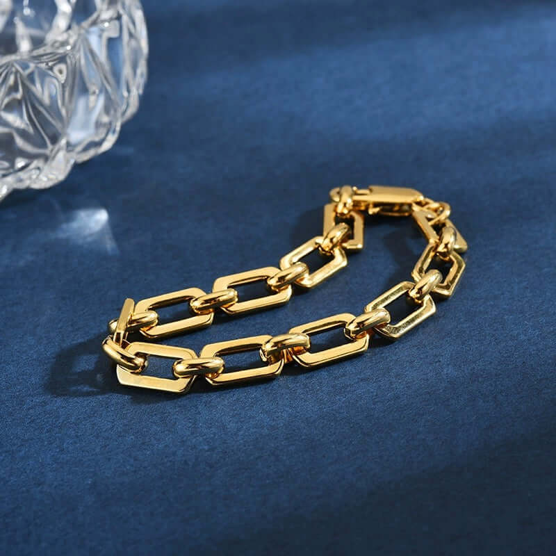 18K Gold Oval Link Chain Bracelet 