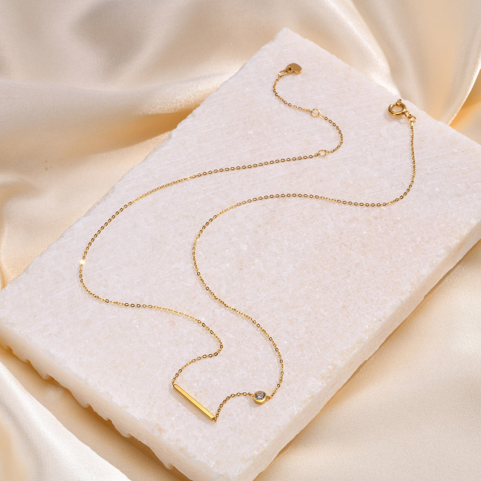 Gold Simple Bar Pendant Necklace 