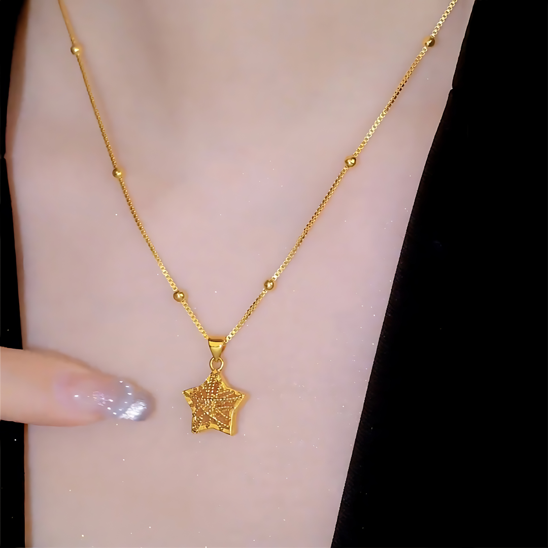 Gold Star Pendant Necklace