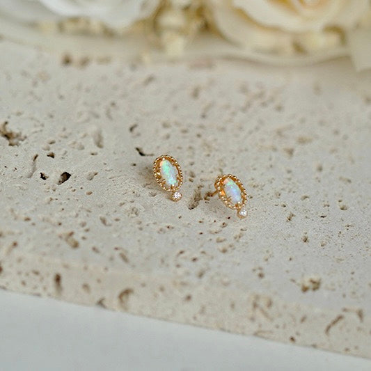 Gold Vintage Opal Stud Earrings