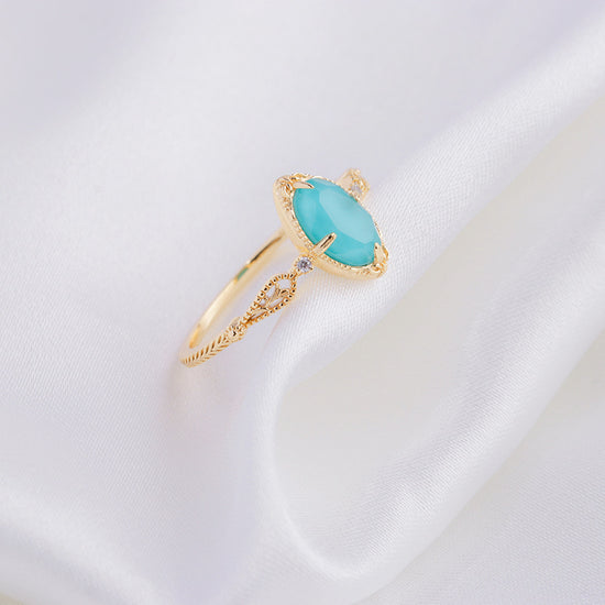 Gold Vintage Turquoise Crystal Ring