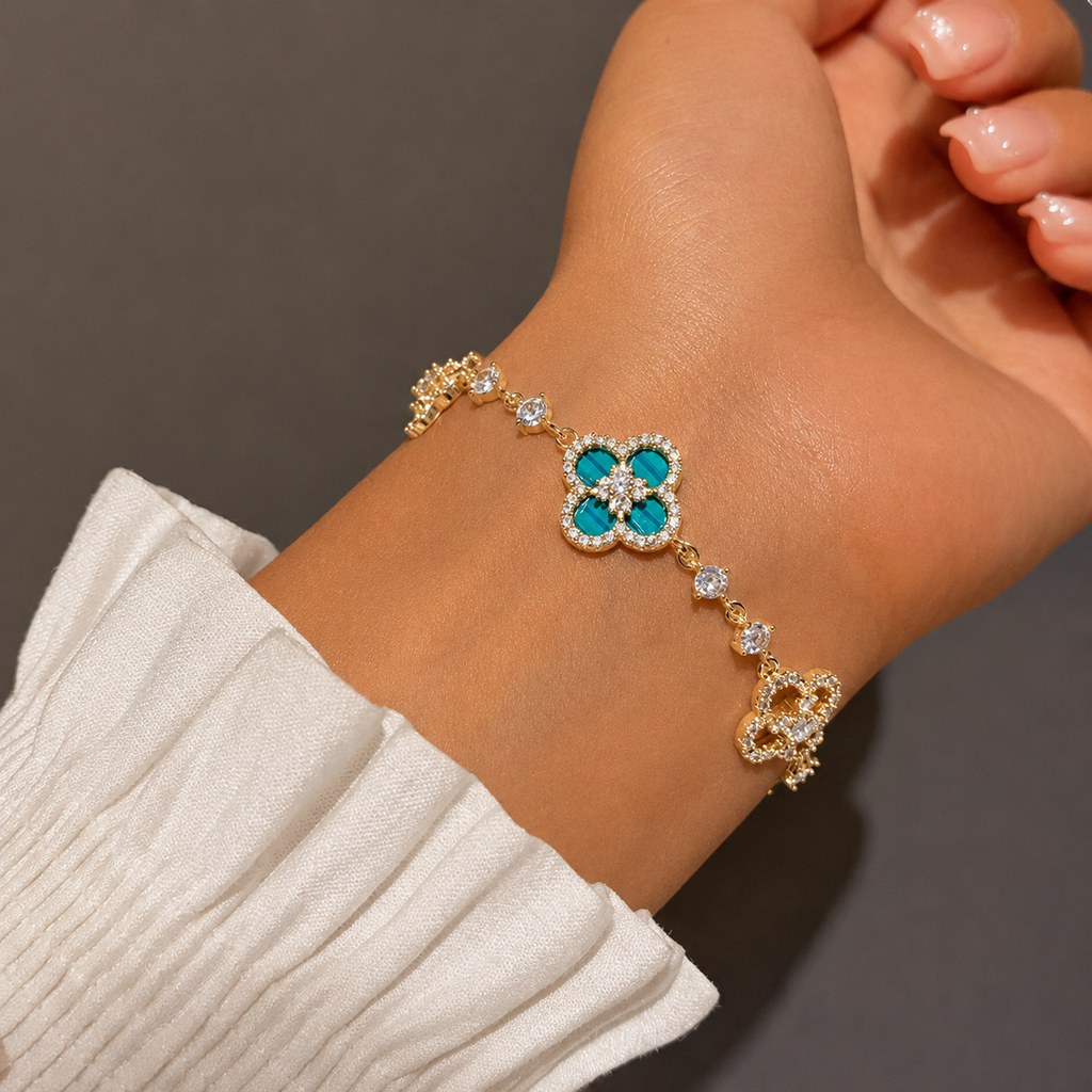 Four Leaf Clover Cleef Bracelet