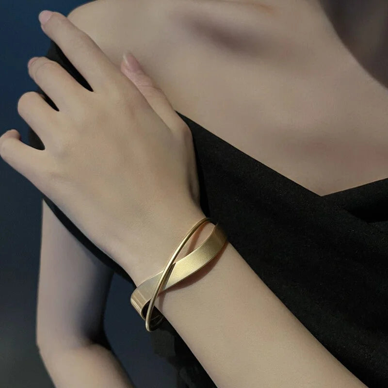 Simple Matte Finish Mobius Bangle Cuff Bracelet | HB685