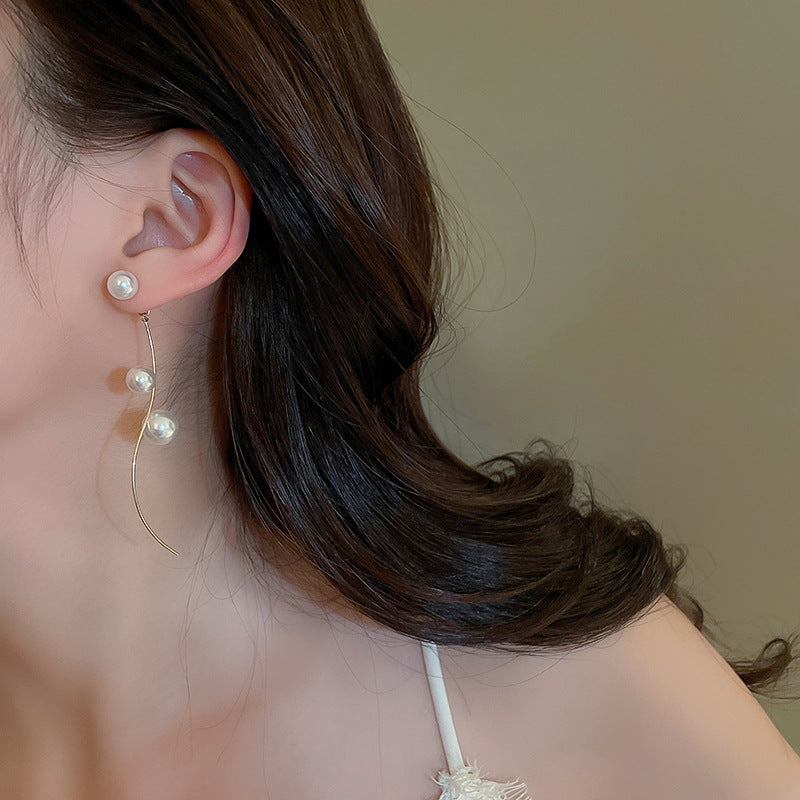 Classic Curve Pearl Long Earrings