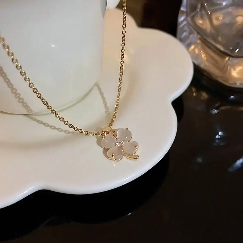 Titanium Four Leaf Clover Pendant Necklace 