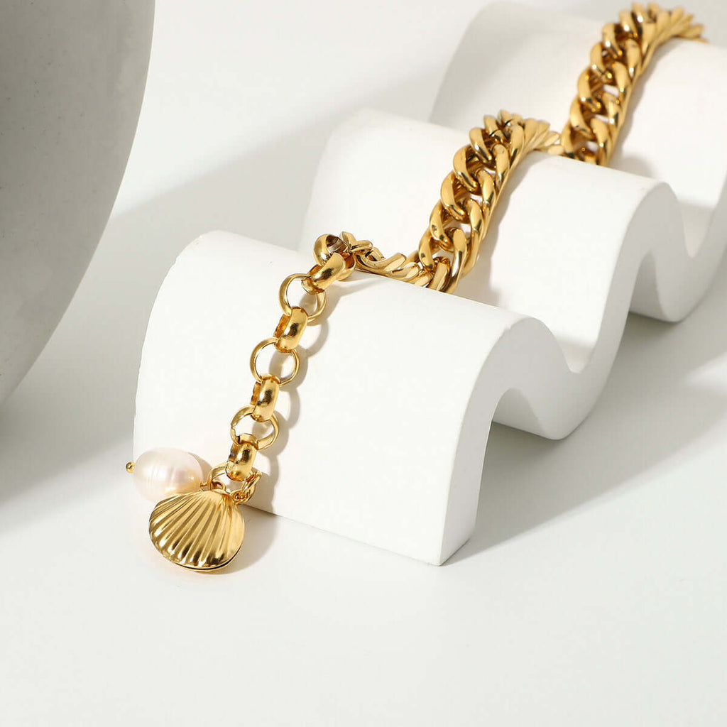 Bold Chain Freshwater Pearl Shell Bracelet