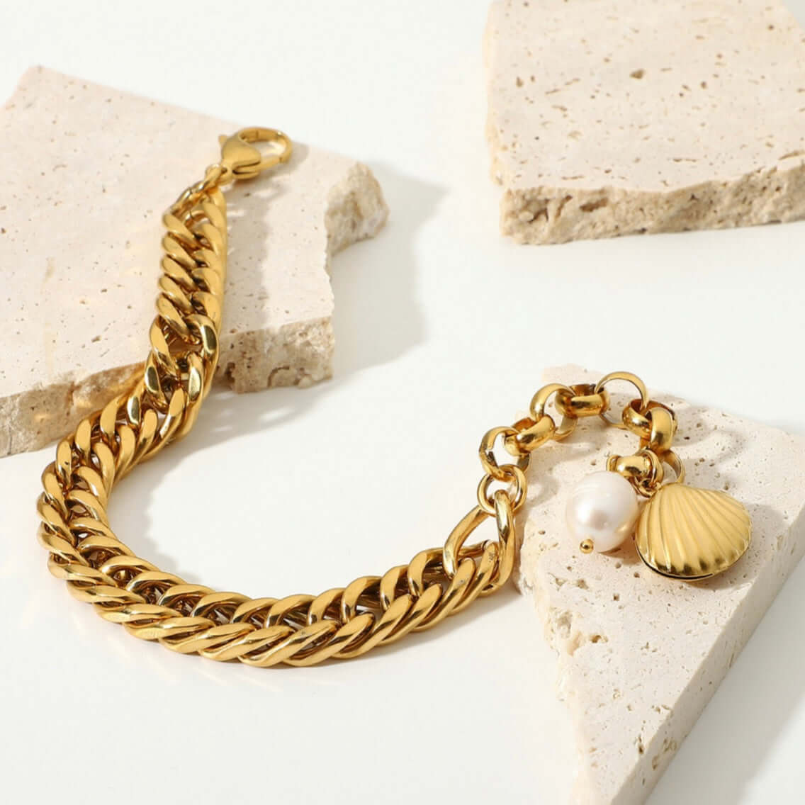 Bold Chain Freshwater Pearl Shell Bracelet