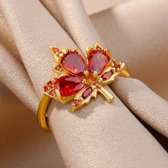 Gold maple leaf ring