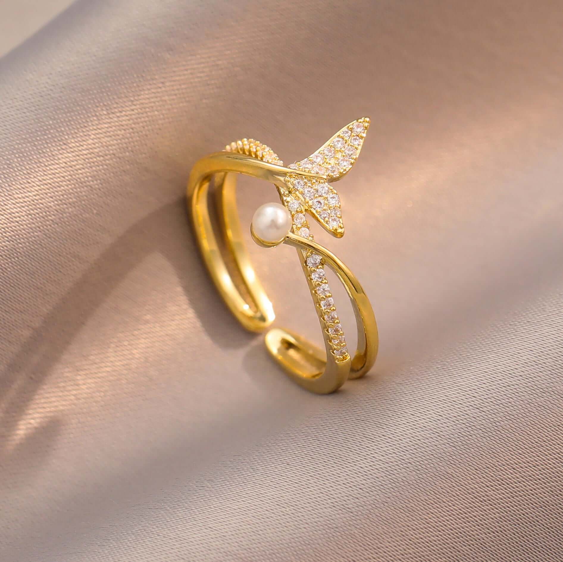 Gold Whale Tail Pearl Split Ring Mermaid Tail Women Ring