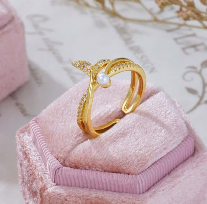 Gold Whale Tail Split Ring, Pearl Ring, Petite Mermaid Tail Women Ring