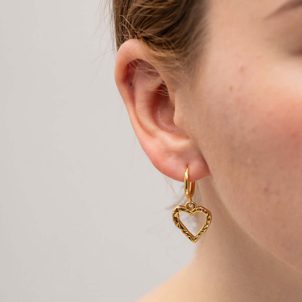 18K Gold Plated Heart Huggies Hoop | JDE046