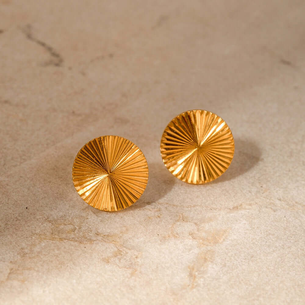 Minimal Unique Design 18K Gold Small Stud Earrings