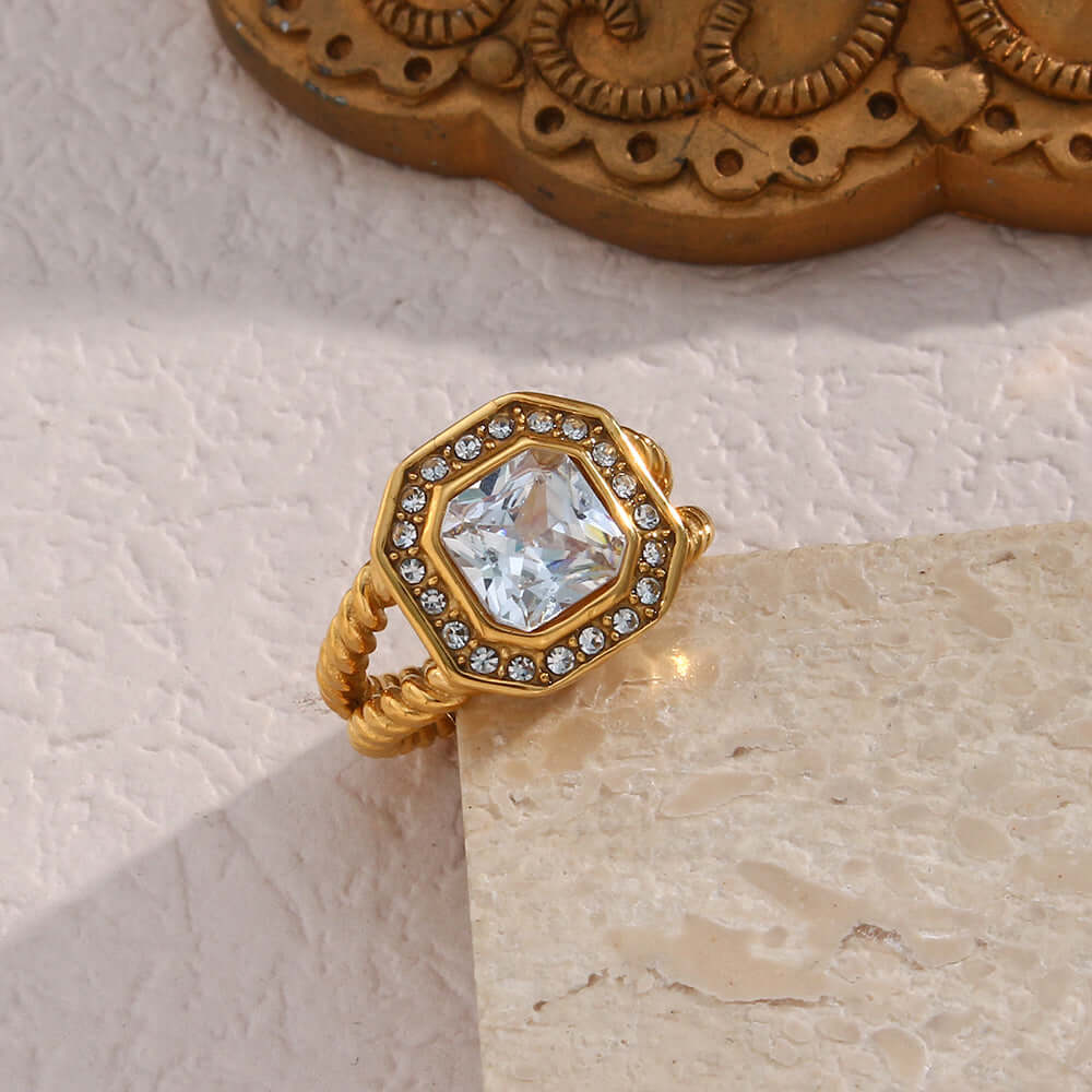 18K Gold Vintage Green CZ Twist Split Ring | JDR694