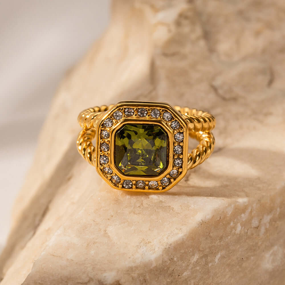 18K Gold Retro Green CZ Ring, Vintage Halo Ring, Twist Split Ring