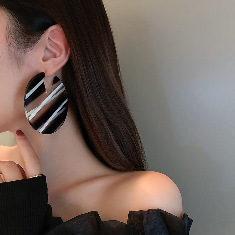 Large Zebra Stripe Drop Earrings