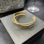 Light Luxury Matte Finish Mobius Bangle