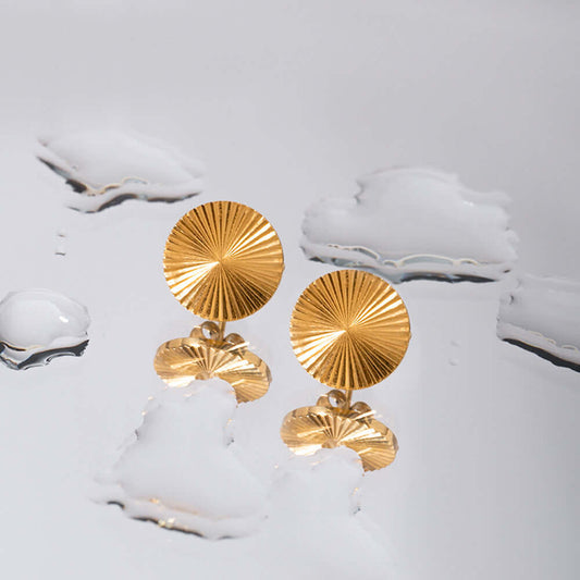 Minimal Unique Design 18K Gold Small Stud Earrings