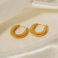 Minimalist 18K Gold Hoop Earrings