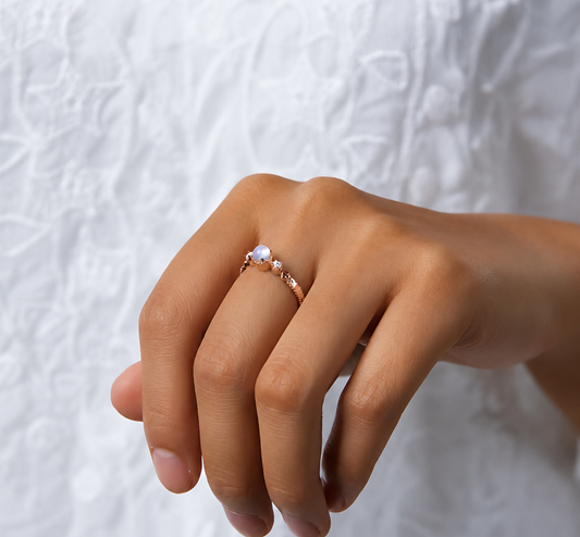 Sterling Silver Moonstone Gemstone Ring