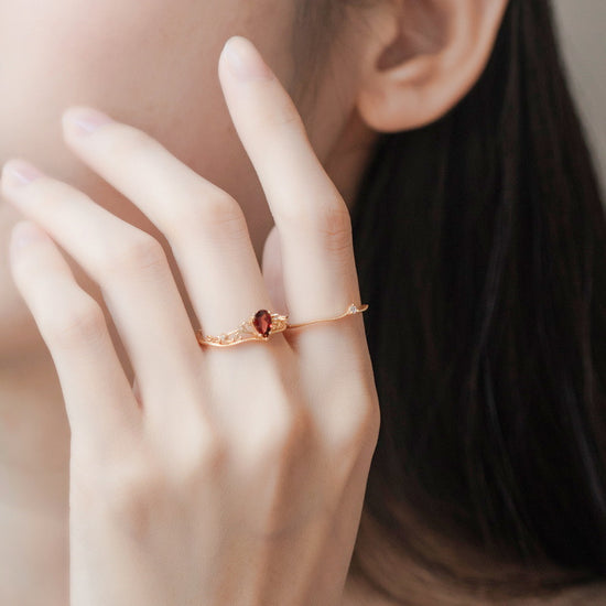 Red Garnet Filigree Curved Ring Set
