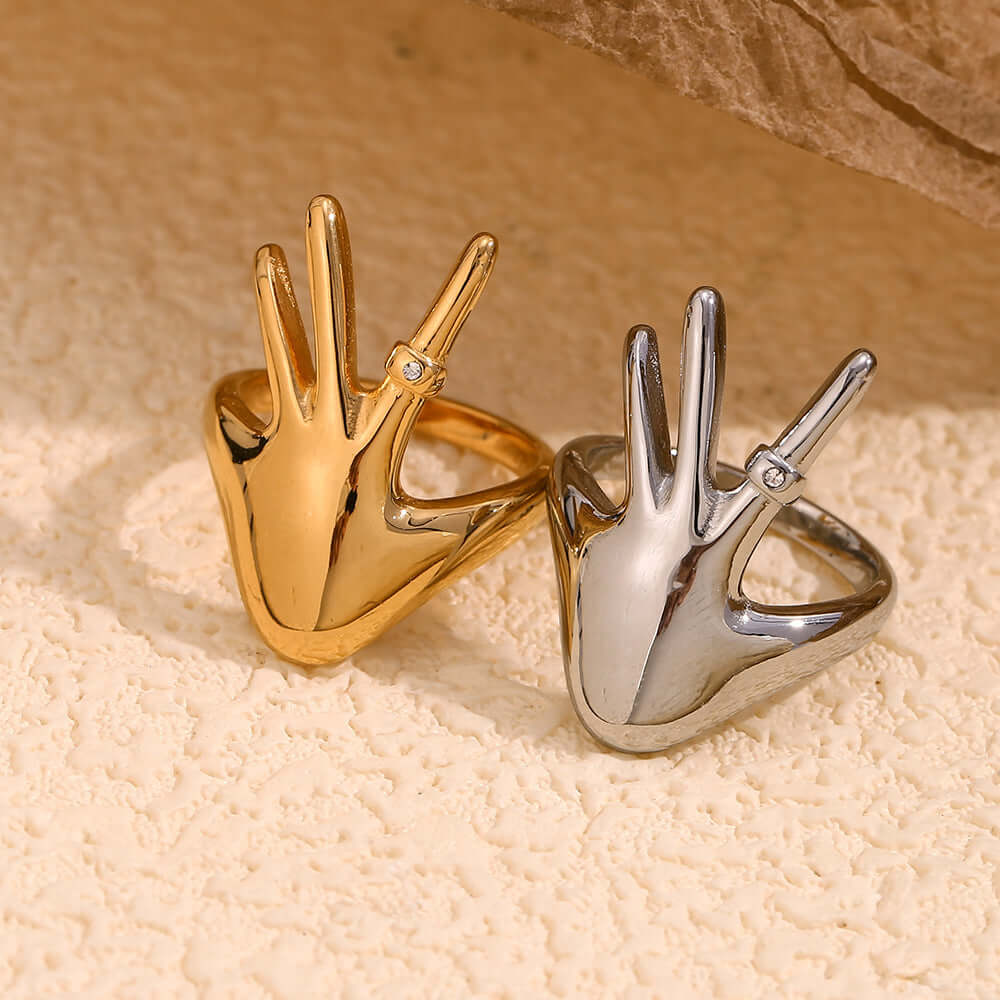 Creative Hand Ring | R5045