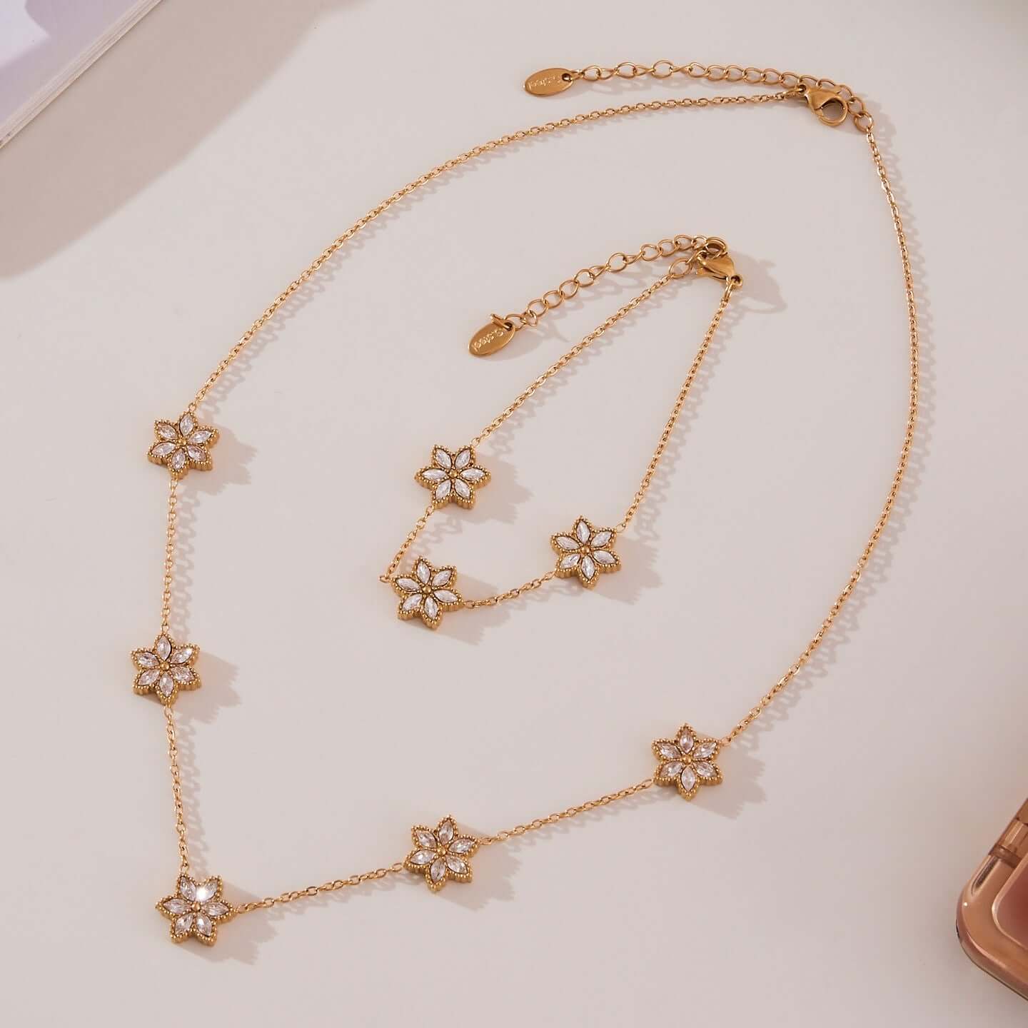 Vintage Gold Flower Lariat Necklace Layered
