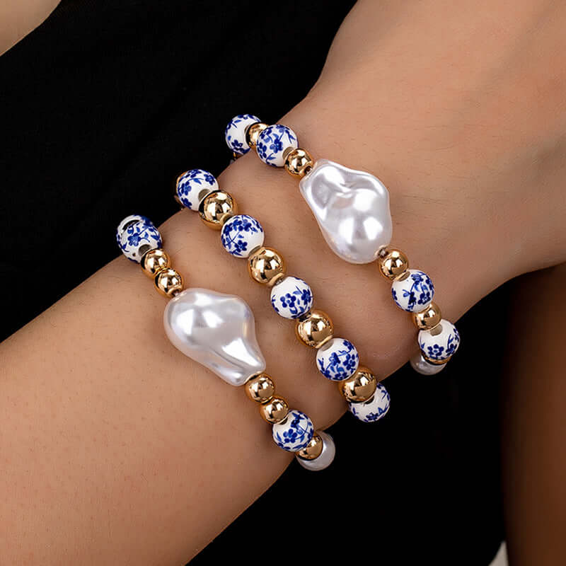 Minimal Triple Claw Ring