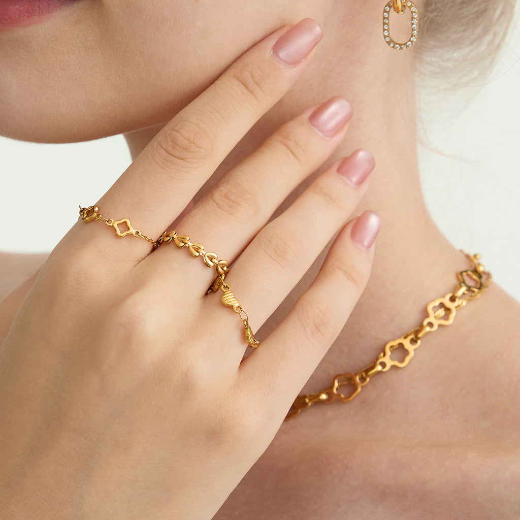 Unique Solid Heart Chain Ring