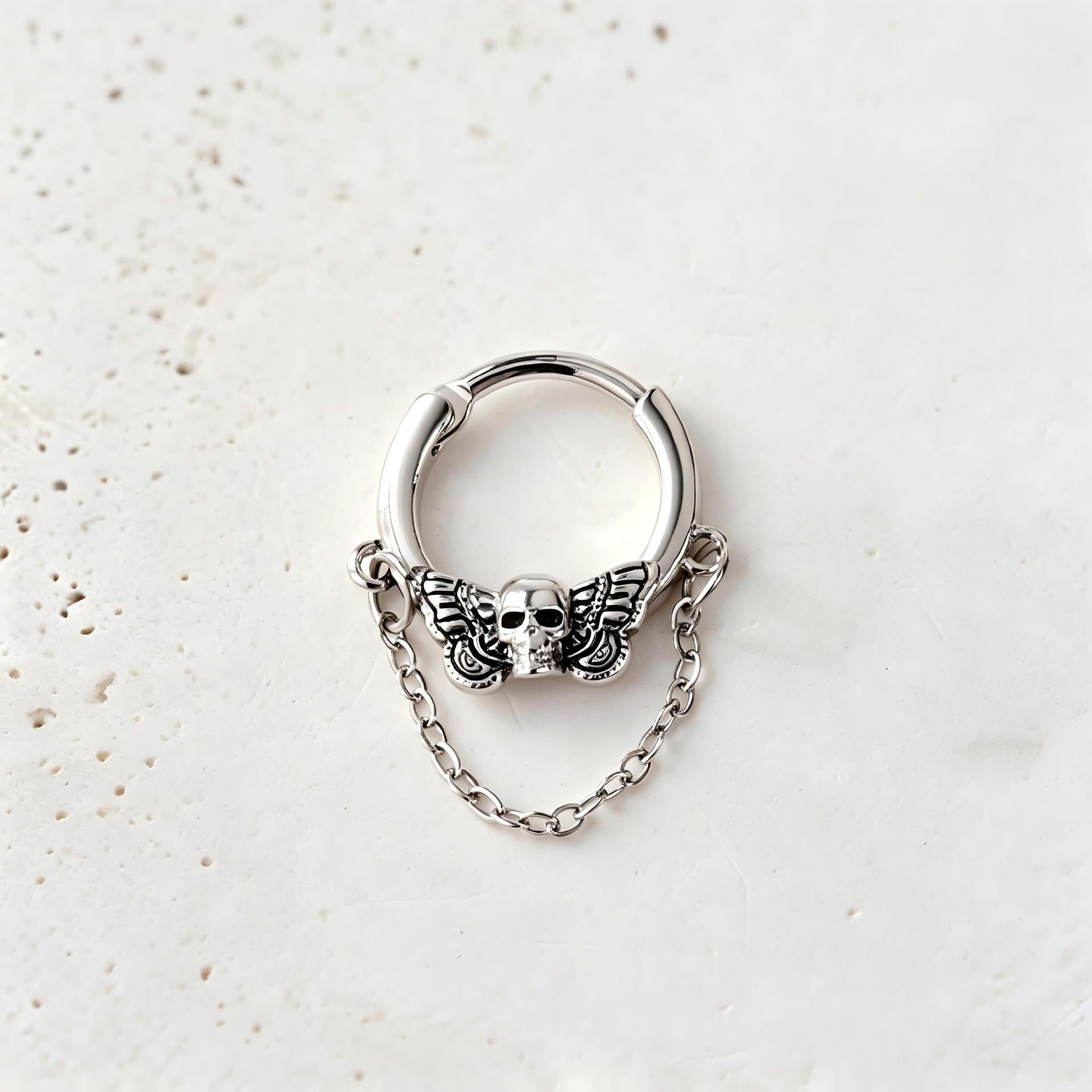Rebel Pink Heart Horseshoe Circular Nose Ring