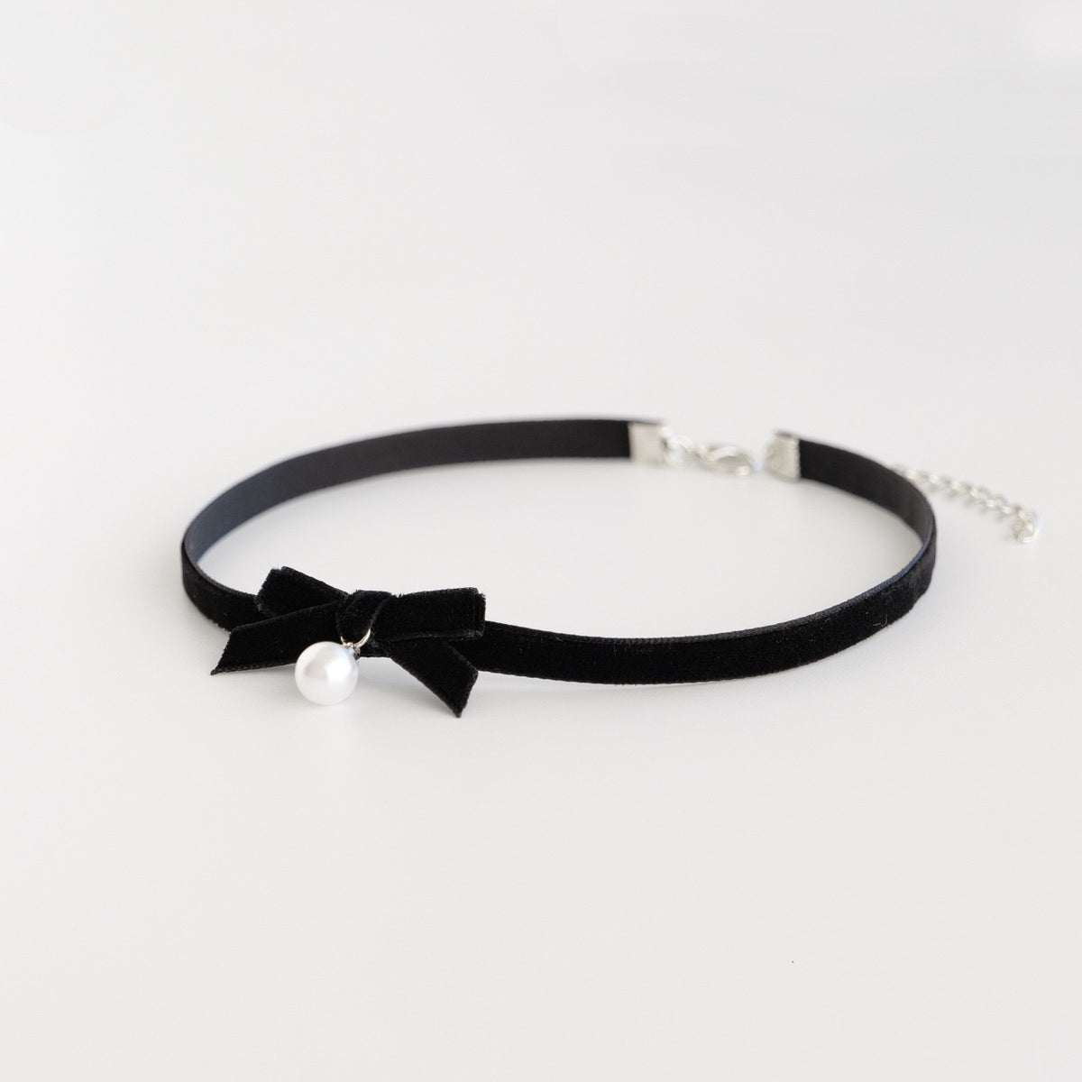 Christmas Bow Tie Choker Necklace Festive Jewelry 