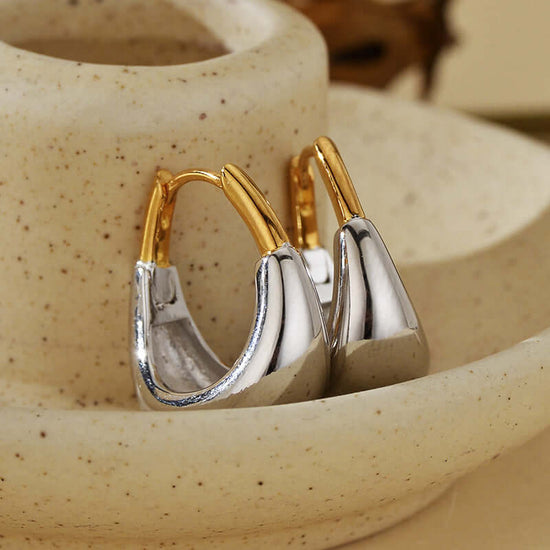 Minimal Triple Claw Ring