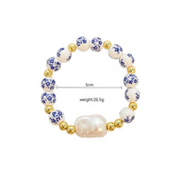 Minimal Triple Claw Ring