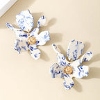 Minimal Triple Claw Ring