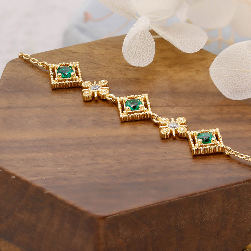 Vintage Palace-Inspired Red Corundum Bracelet