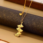 Luxury Ginkgo Leaf Sideway Chain Necklace