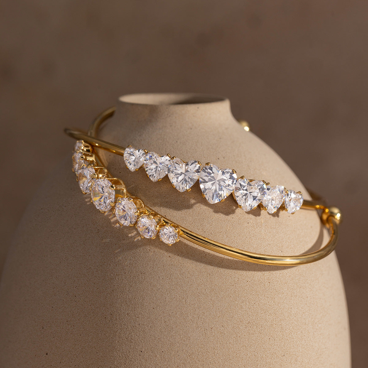 Zircon Heart Open Cuff Bangle Bracelet