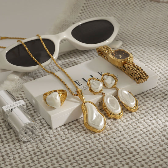 Irregular Peanut Pearl Drop Necklace