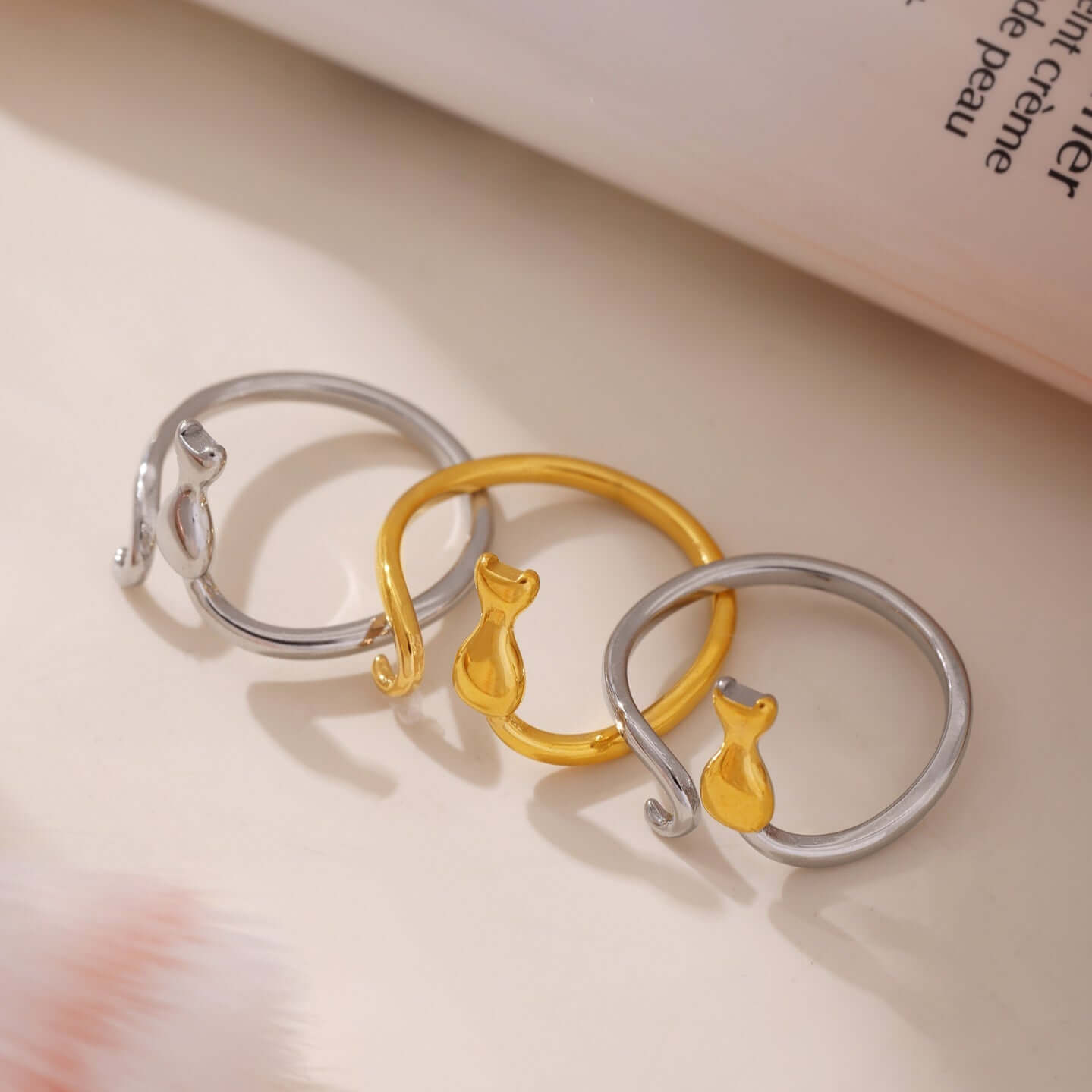 Y2K Two Tone Cat Split Index Ring