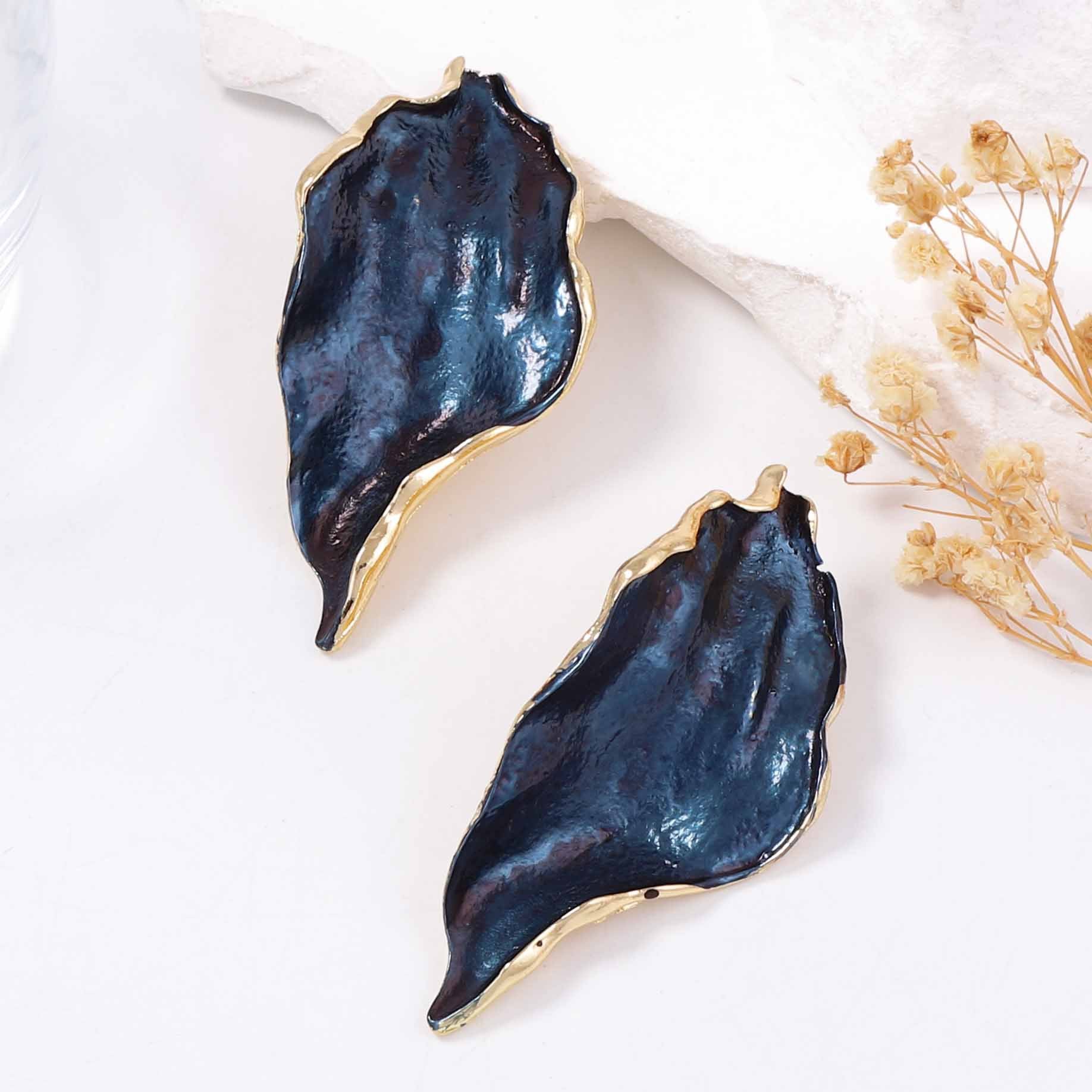 Glory Irregular Petal Earrings
