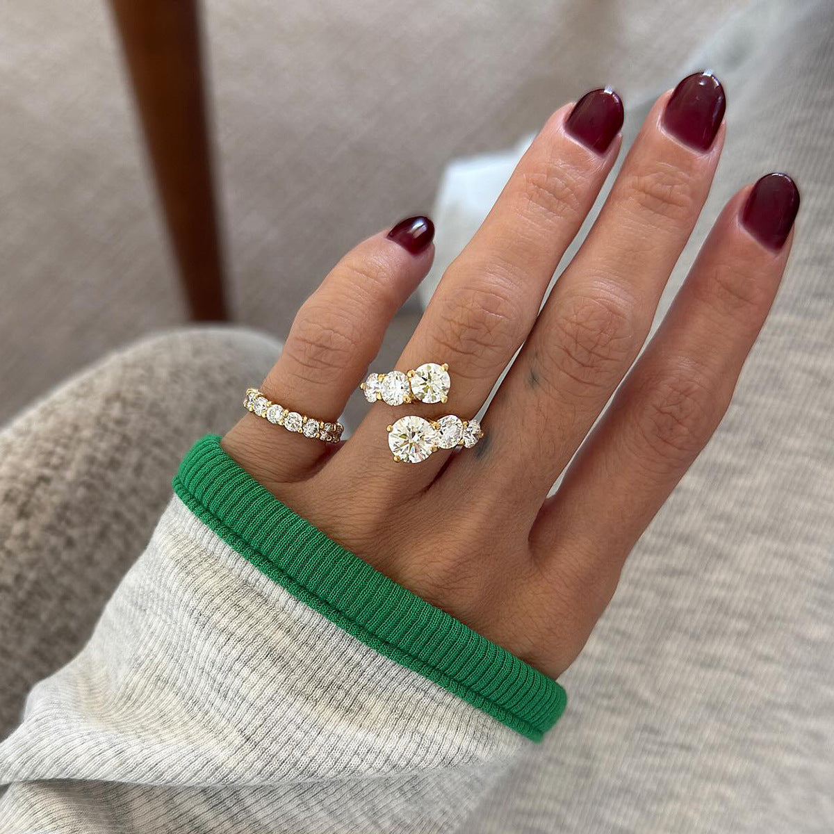 Gold Bezel Heart Curve Ring