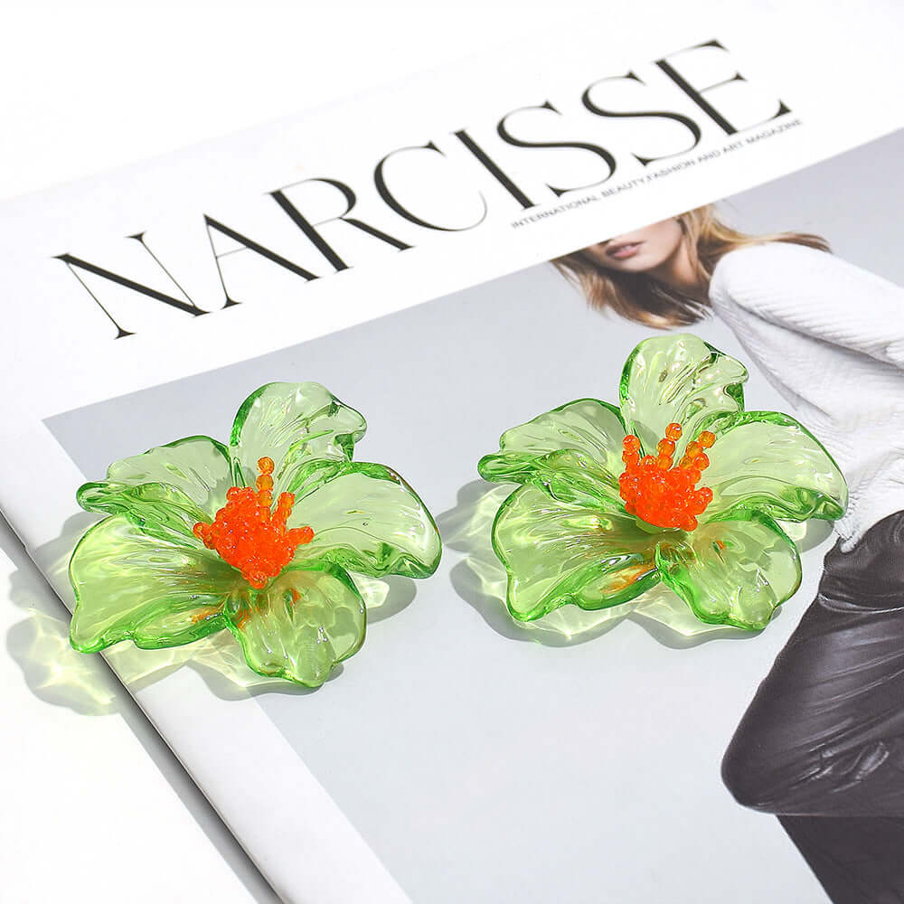 Minimal Triple Claw Ring