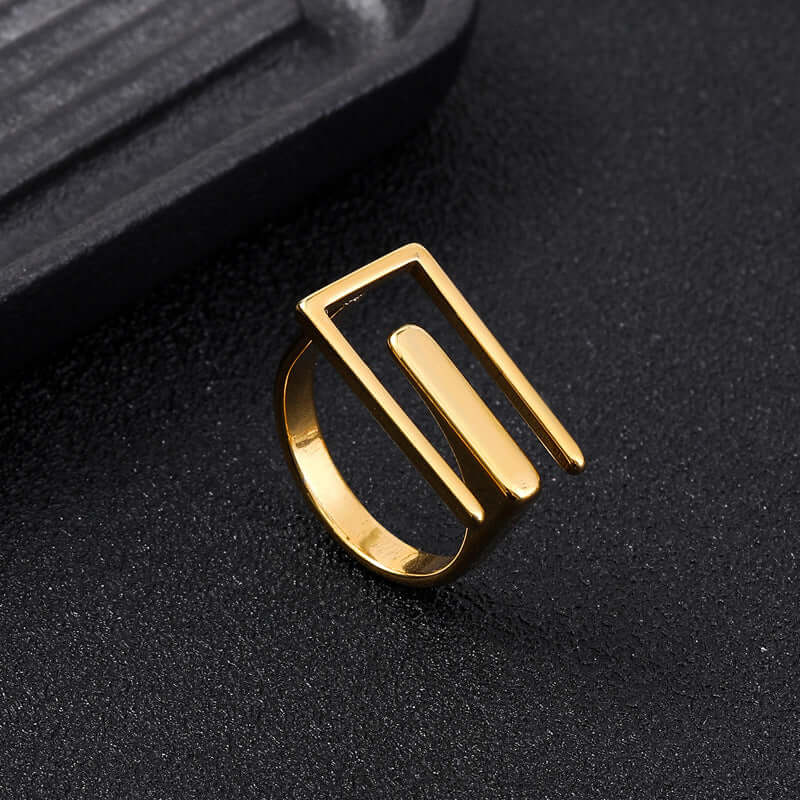 Korean Style E Shaped Open Maze Ring