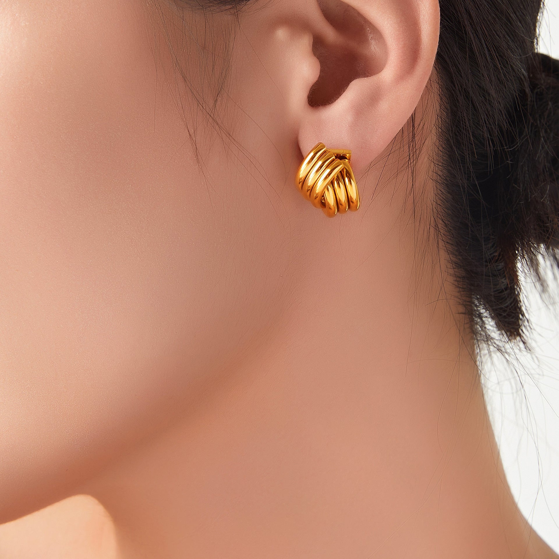 14K Gold Ribbed Triple Open Hoop Earrings Stud