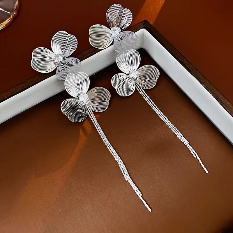 Baroque Large Flower Tassel Exaggerate Earrings