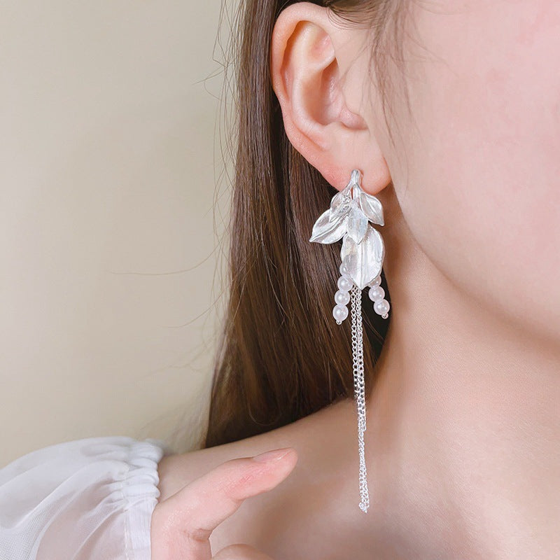 Ivory Pearl Leaf Link Chain Drop Earring