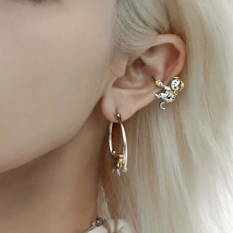 Lazy Cat Holding Star Ear Clip Ear Cuff