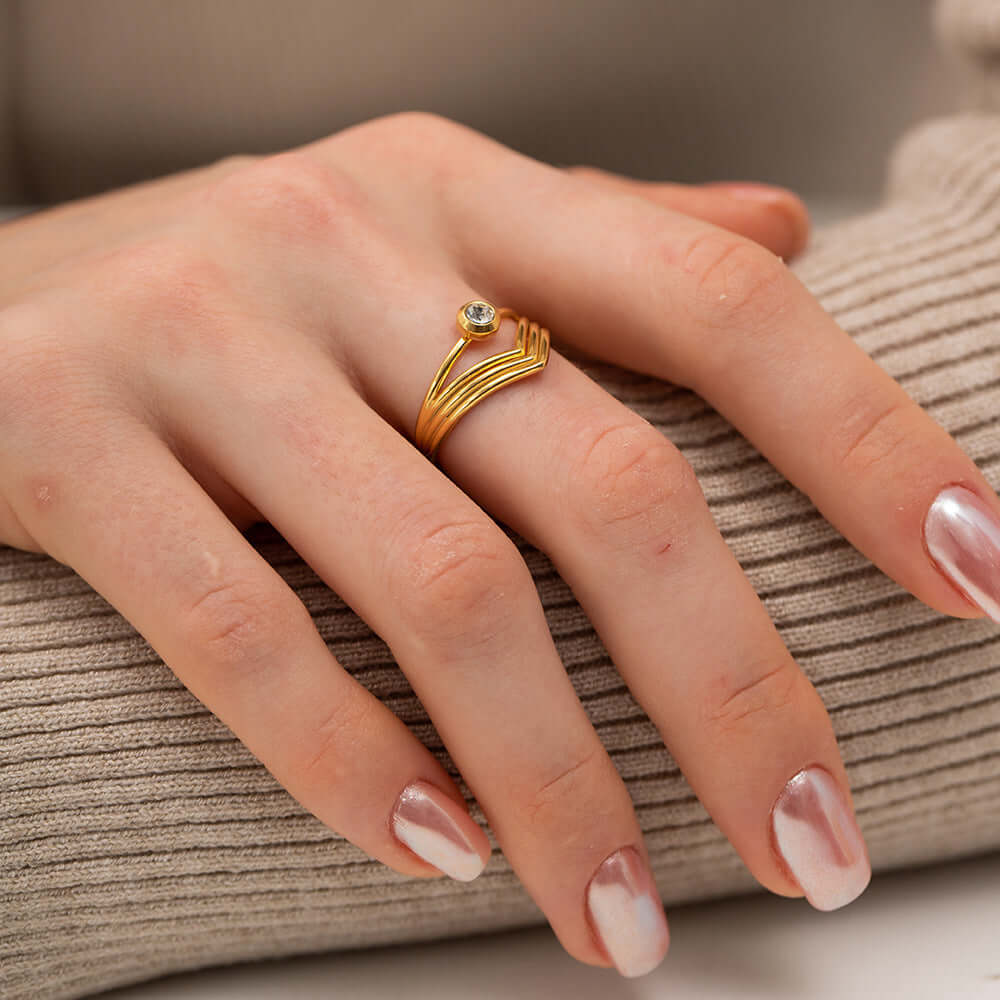 18K Gold Bezel Chevron Ring Stackable