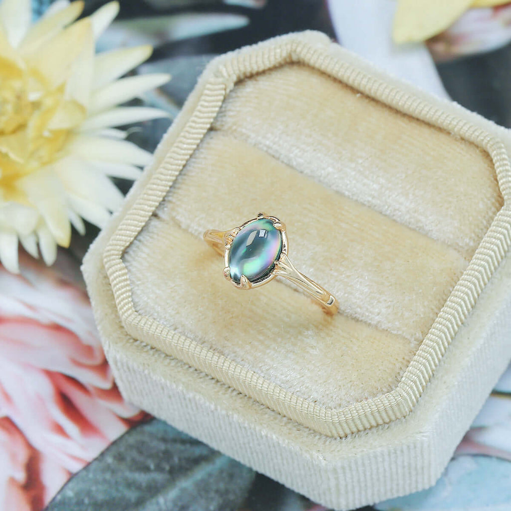 Mystery Black Shell Clear Quartz Gemstone Rings